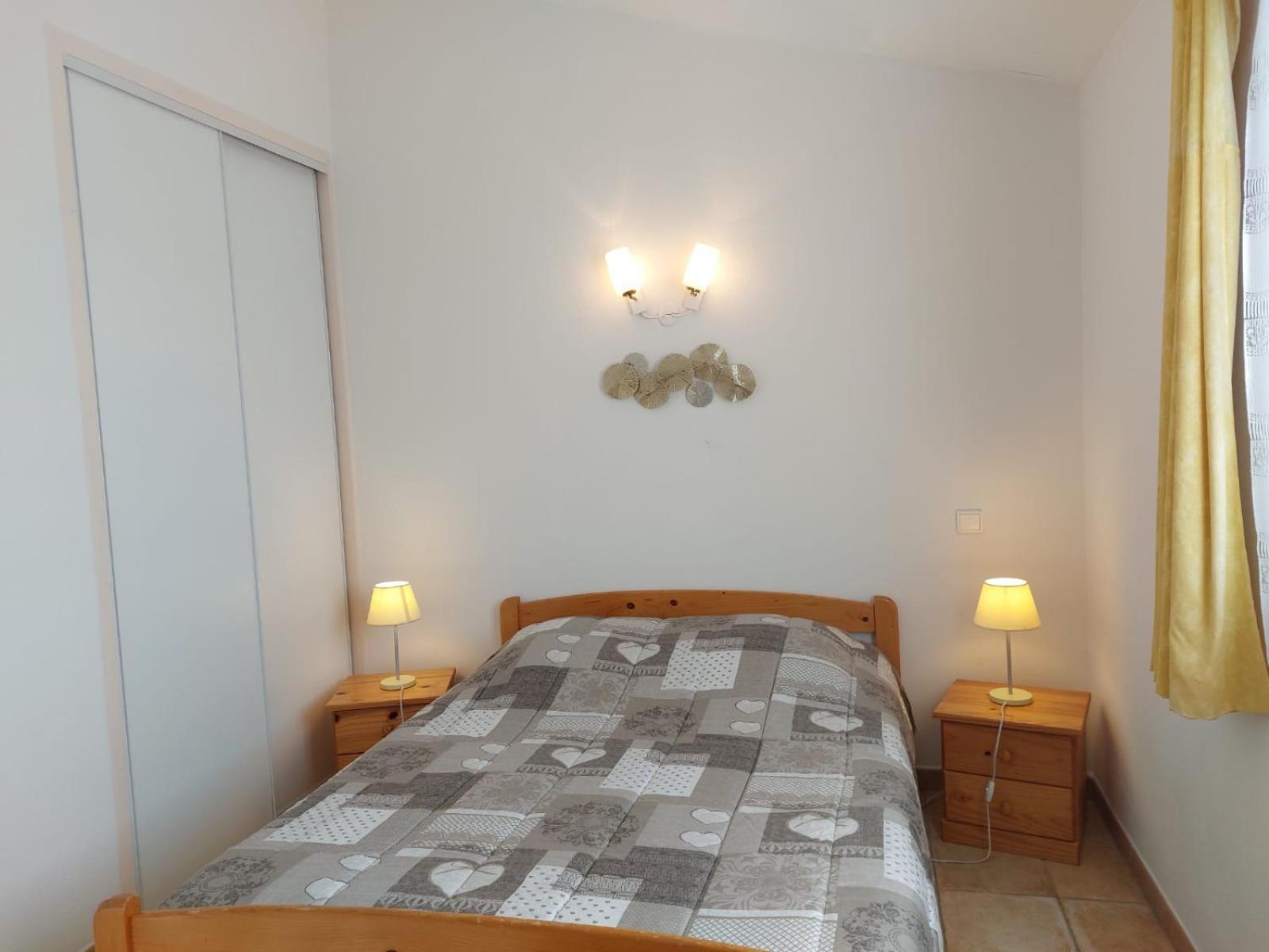 Village De Gites La Fontinelle Bessas Kamer foto